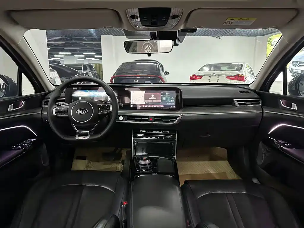 Kia K5 380 T GT-Line Distinguished Tech