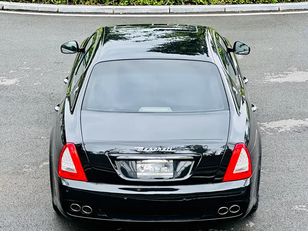 Quattroporte 4.2 L Elite