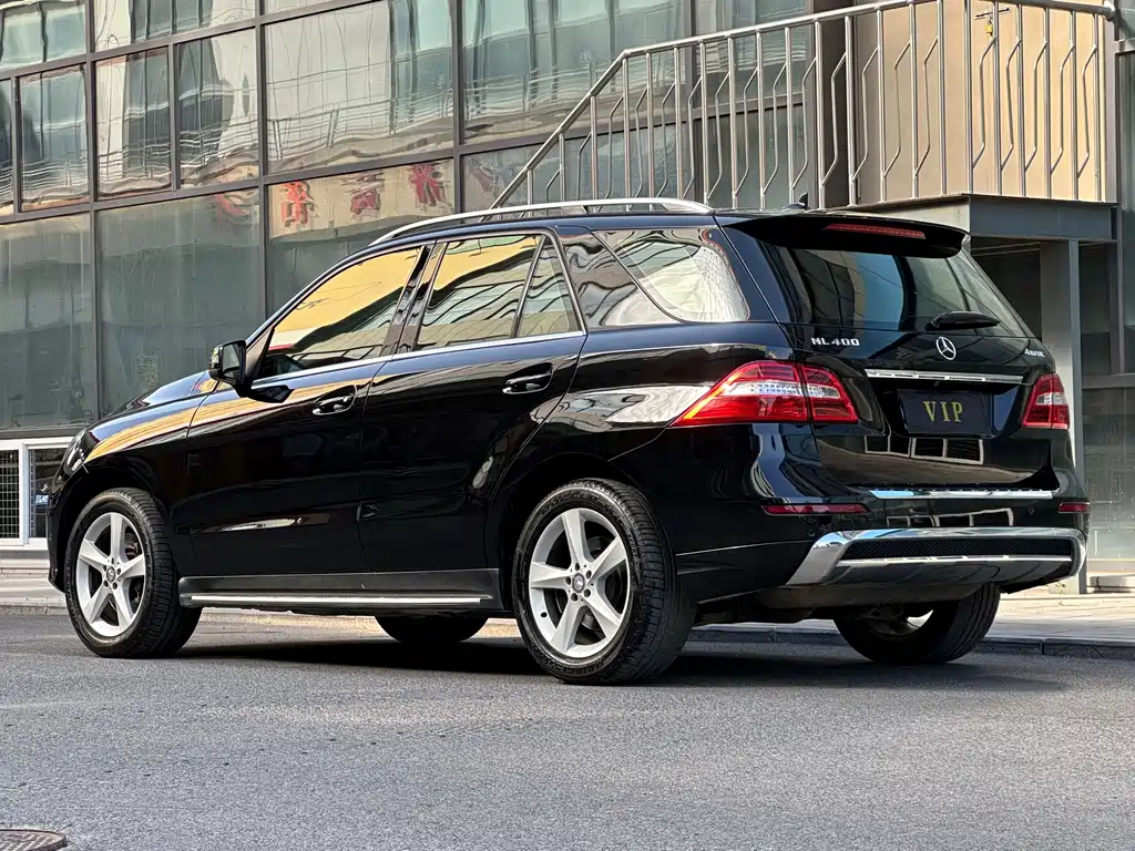 Mercedes-Benz M-Class ML 400 4 MATIC Dynamic