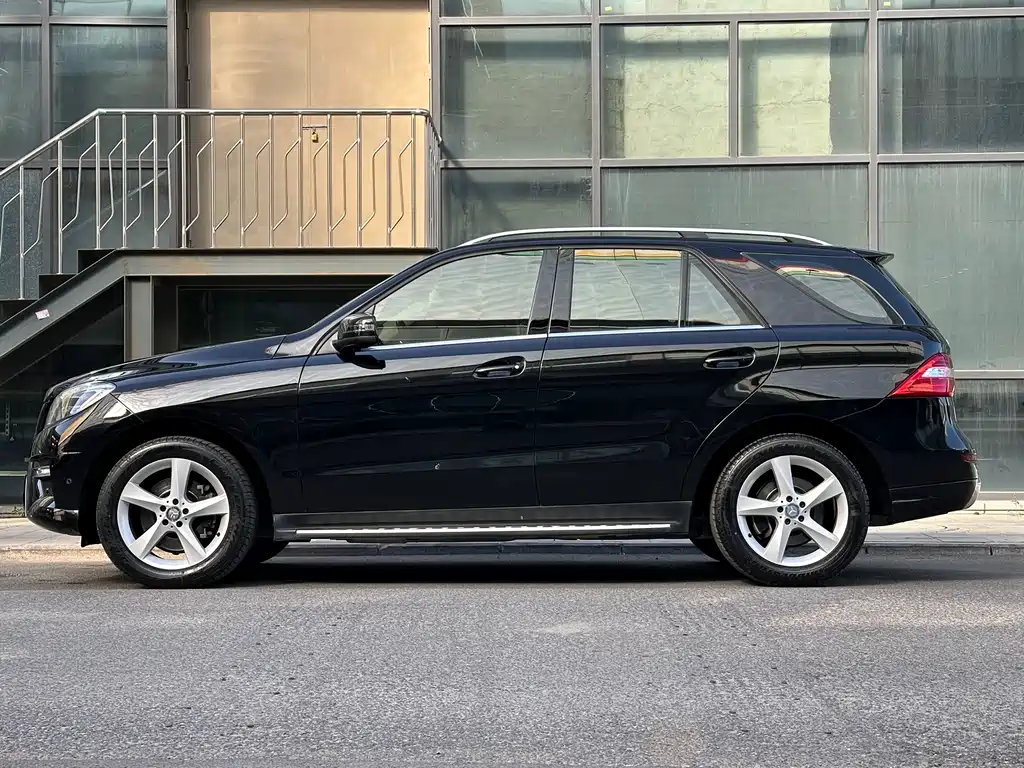 Mercedes-Benz M-Class ML 400 4 MATIC Dynamic