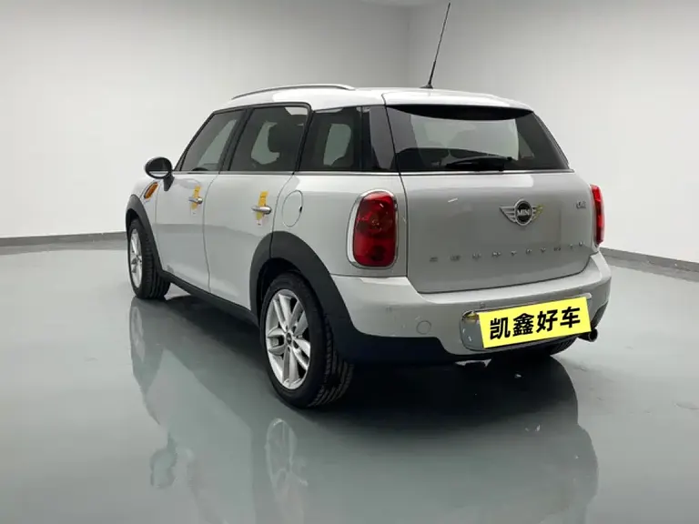 MINI COUNTRYMAN 1.6 L ONE
