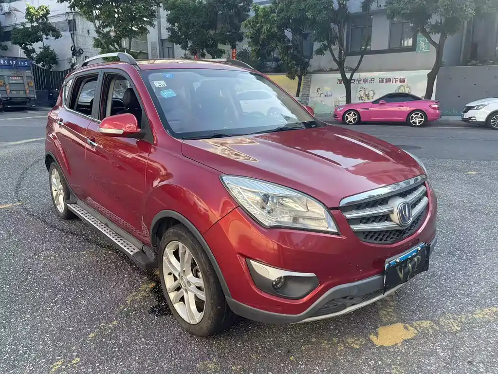 Changan CS35 1.6 L Auto Luxury CN-V