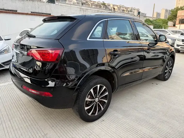 Zotye SR7 1.5 T CVT Rubik Heart