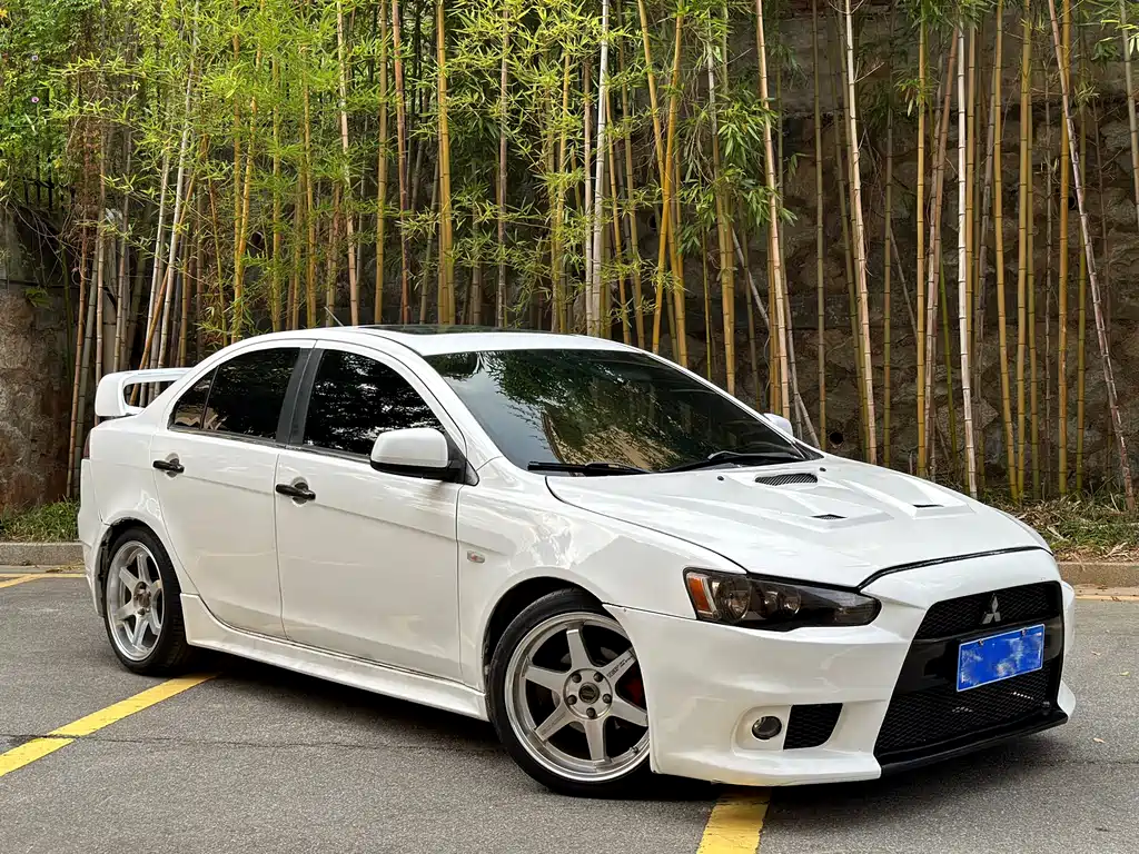 Lancer EX Fashion 1.8 L CVT Comfort