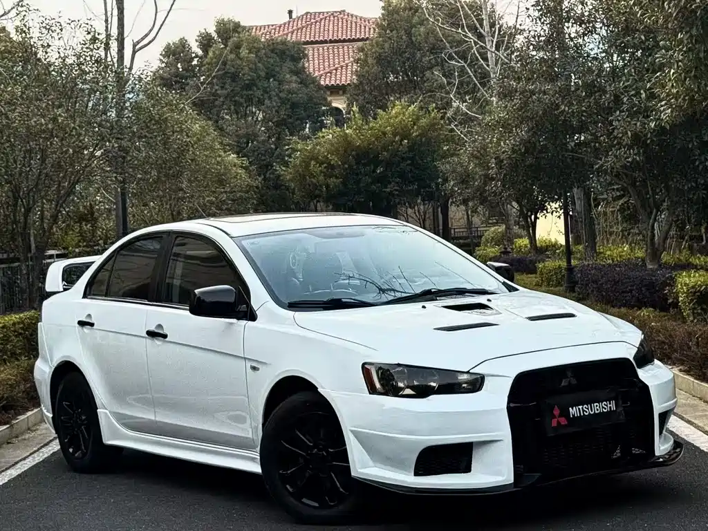 Lancer EX Zhishang 1.8 L CVT Luxury