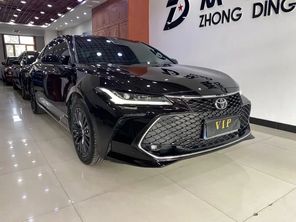 Avalon 2.5 L Luxury