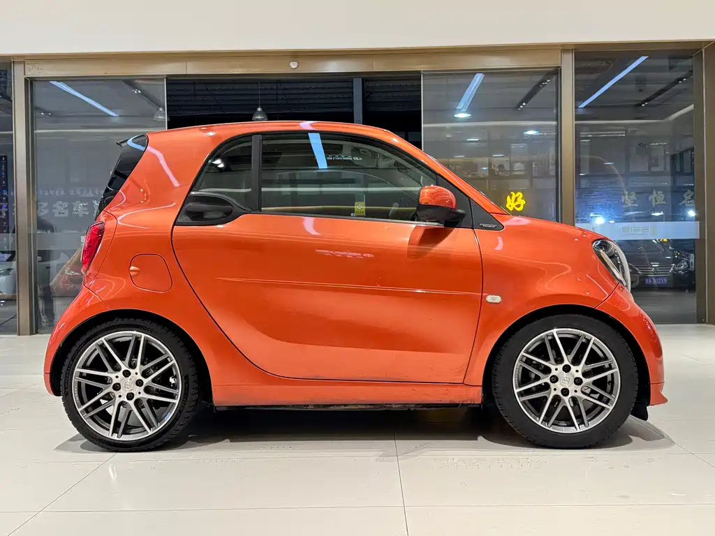 Brabus smart fortwo 0.9 T Hardtop BRABUS Xclusive