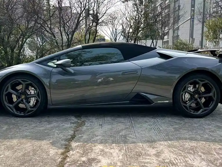 Huracán Huracán EVO RWD Spyder