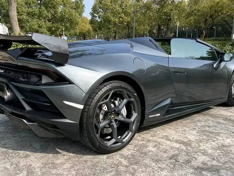 Huracán Huracán EVO RWD Spyder