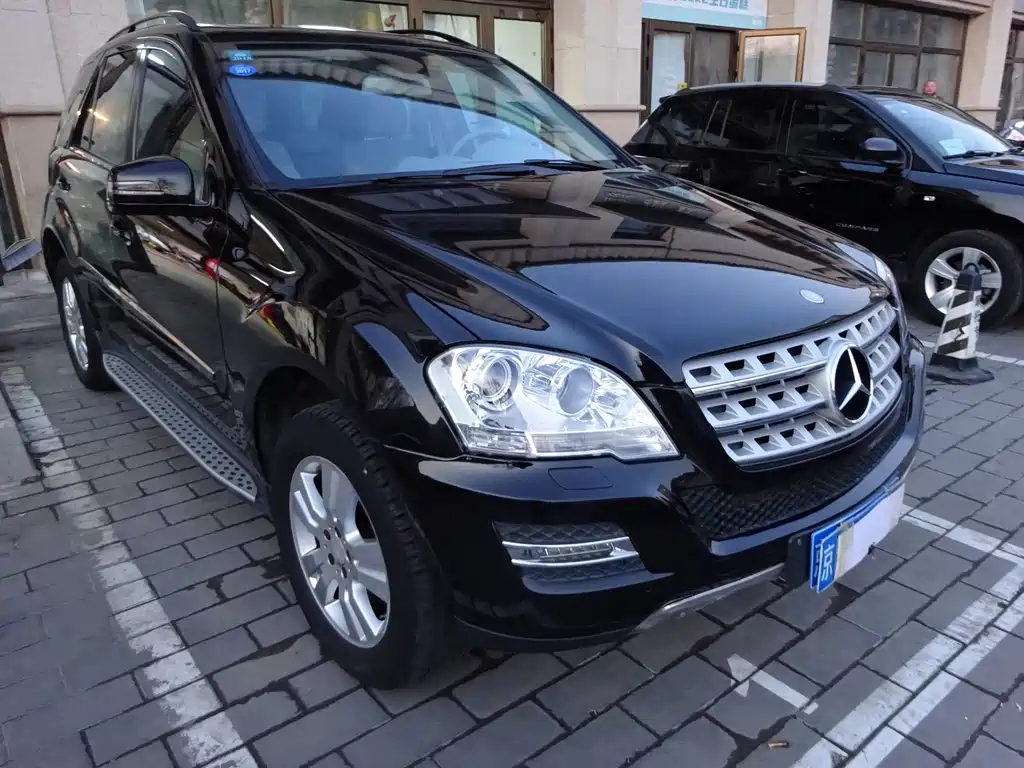 Mercedes-Benz M-Class ML 300 4 MATIC