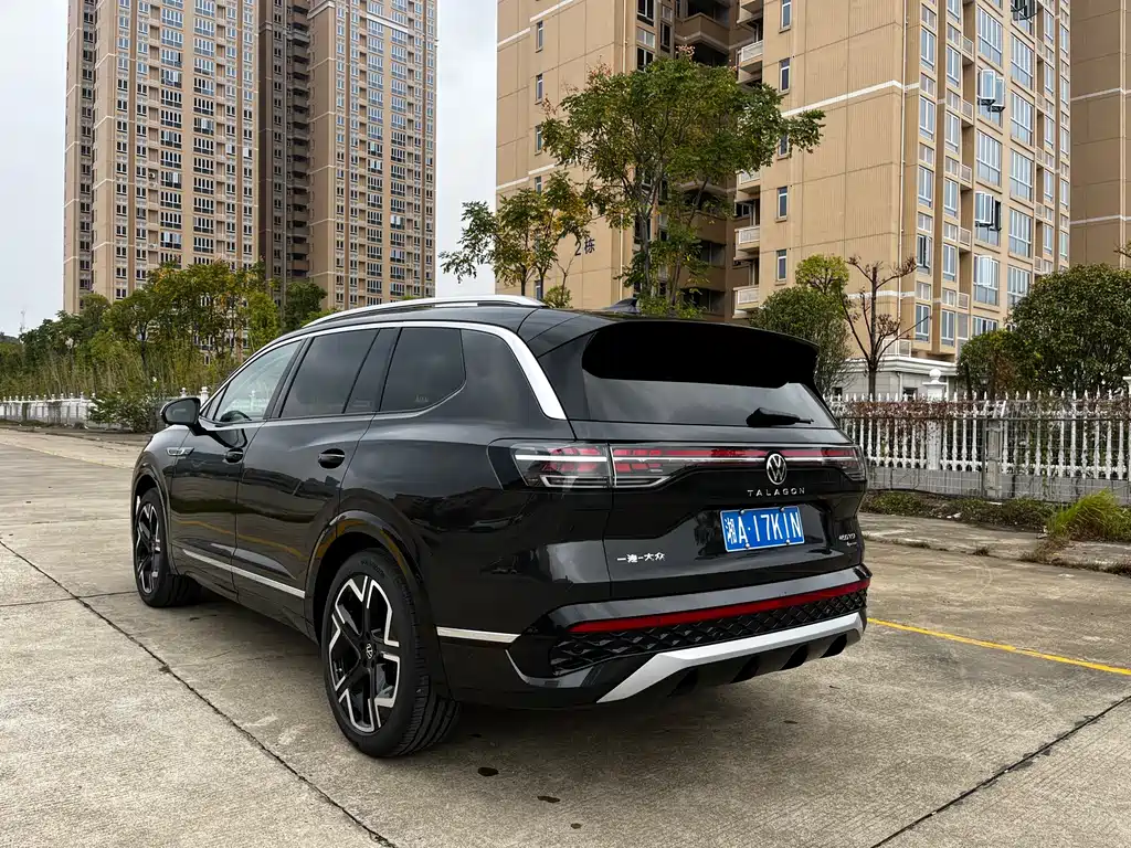 Talagon 450 TSI 4 WD Flagship 6-seat