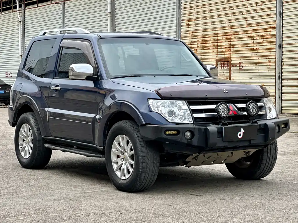 Pajero (Import) 帕杰罗进口 2008款 3.8 三门GLS 炫酷版