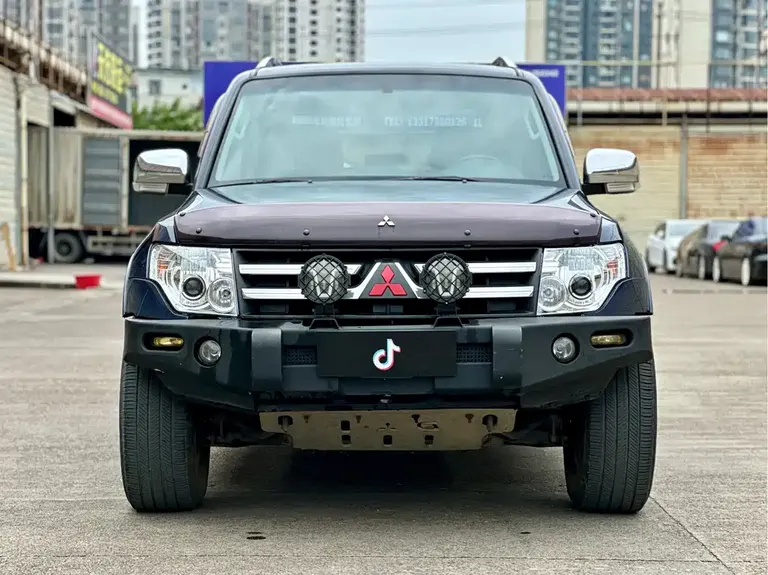 Mitsubishi Pajero (Import) 帕杰罗进口 2008款 3.8 三门GLS 炫酷版