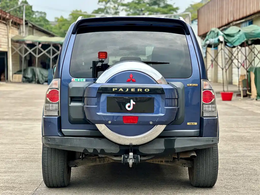 Pajero (Import) 帕杰罗进口 2008款 3.8 三门GLS 炫酷版