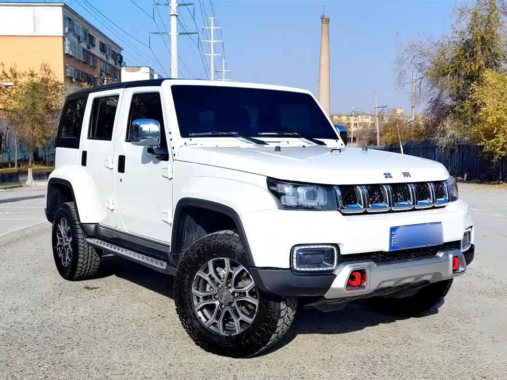 BAIC BJ40 2.0 T City Hunter Glory