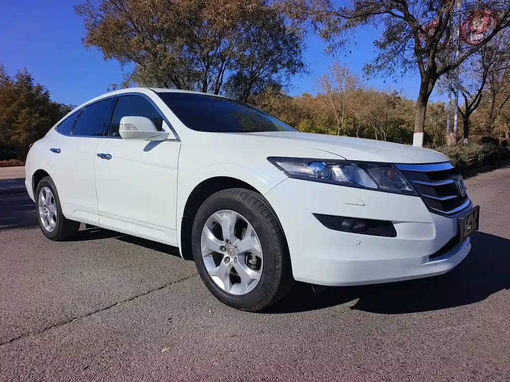Crosstour 2.4 L Luxury