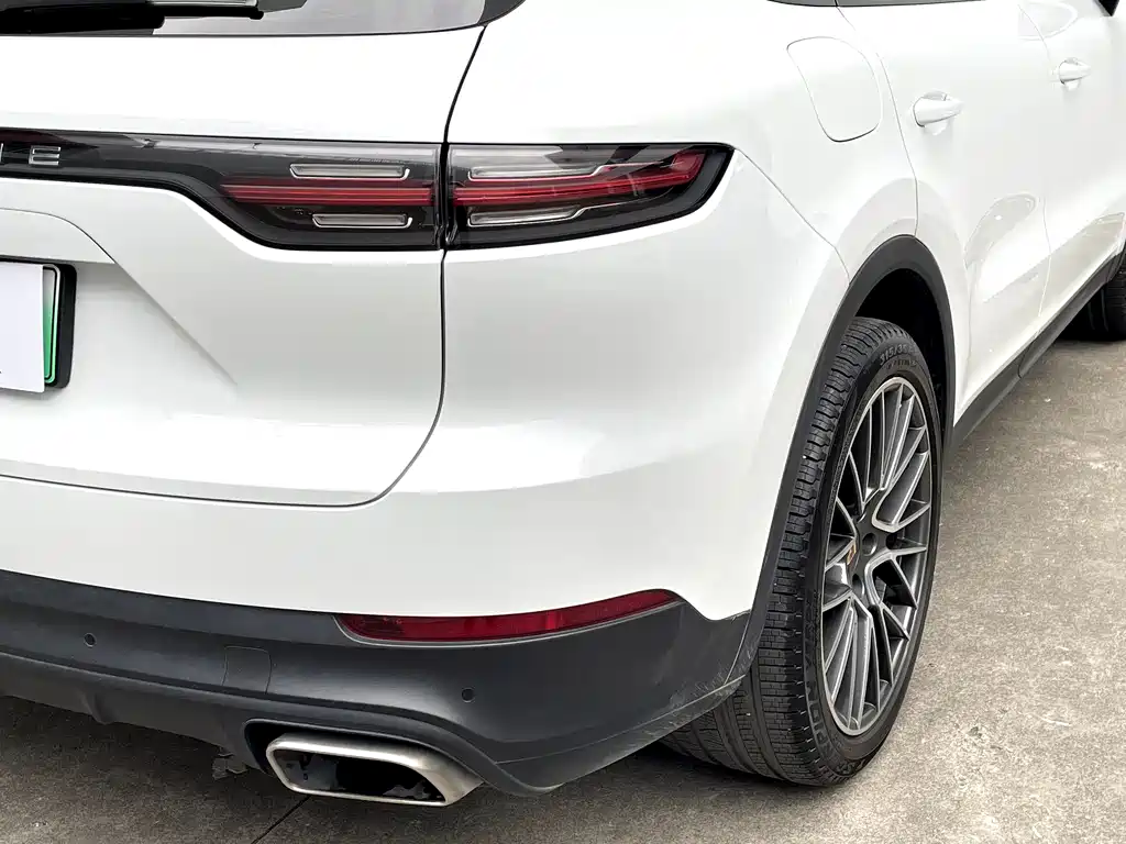 Cayenne NEV Cayenne E-Hybrid 2.0 T