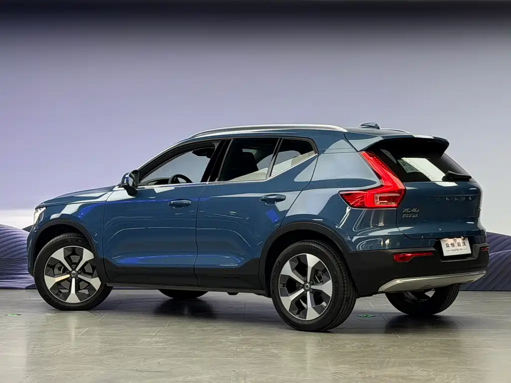 Volvo XC40 沃尔沃XC40 2023款 B4 四驱智远豪华版