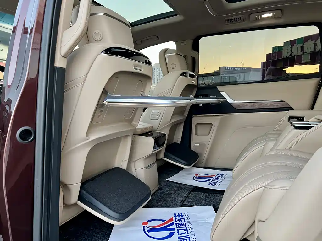 Century 2.0 T 7-seat Premium Enjoyment