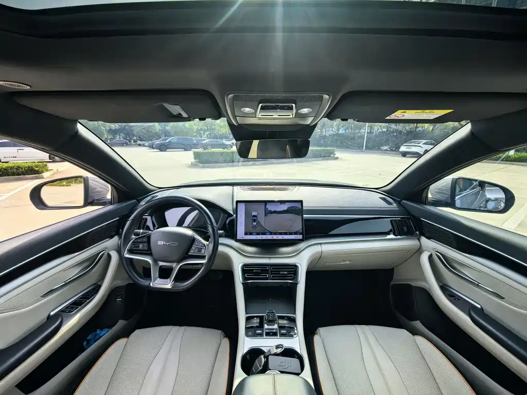 Song PLUS NEV Champion DM-i 110 KM Flagship PLUS