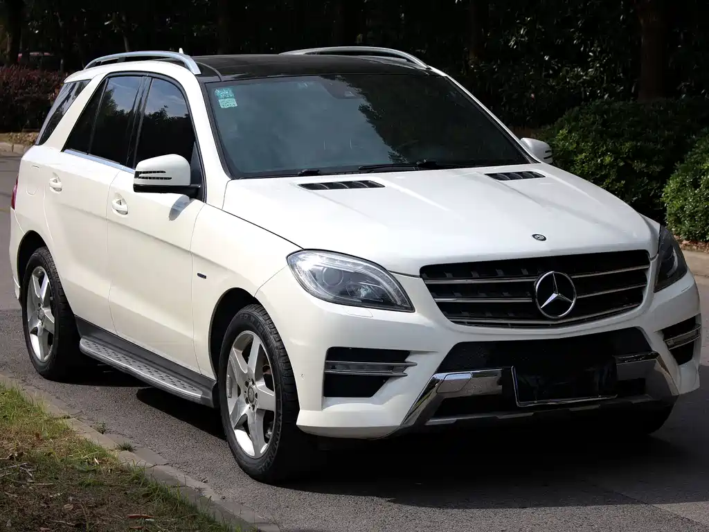Mercedes-Benz M-Class ML 350 Luxury