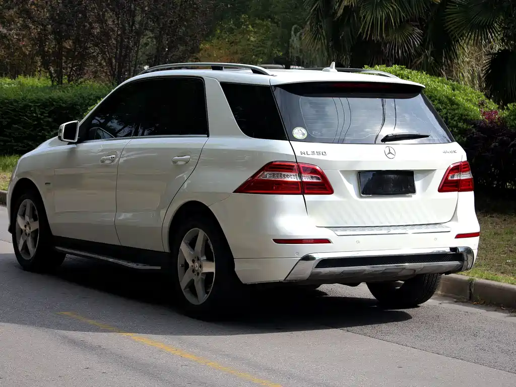 Mercedes-Benz M-Class ML 350 Luxury