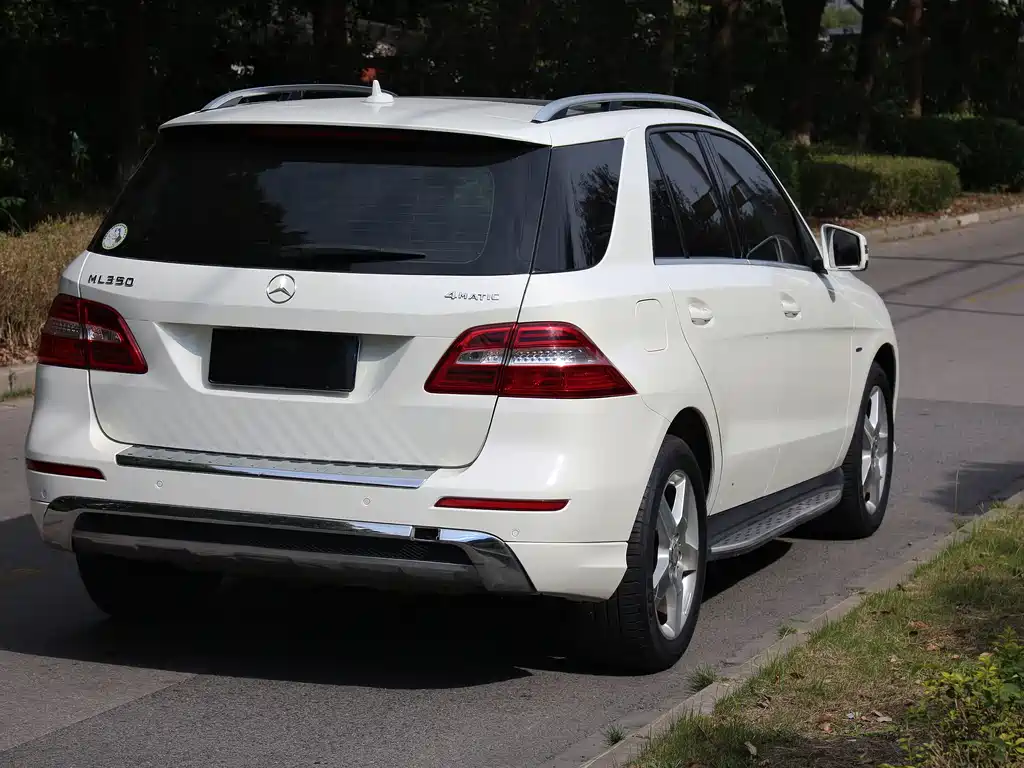 Mercedes-Benz M-Class ML 350 Luxury