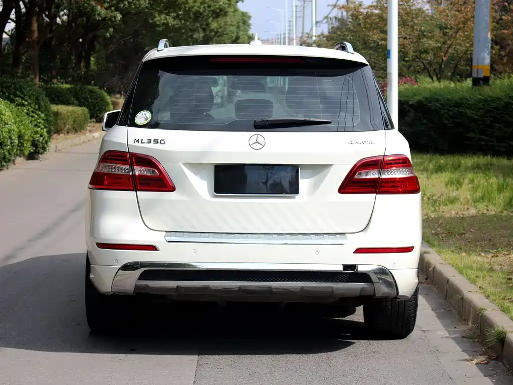 Mercedes-Benz M-Class ML 350 Luxury