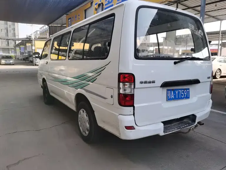 Jinbei Hiace 2.0 L Luxury V19