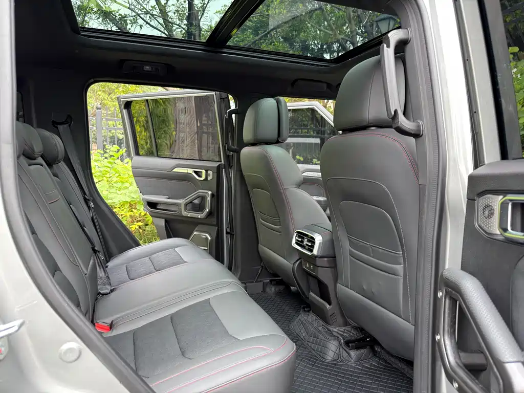 Jetour Traveller 2.0 T 4 WD Cross PRO+