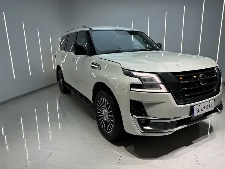 Nissan Patrol 4.0 L Leading Elite