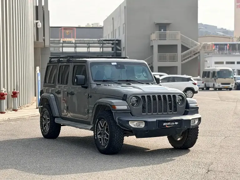 Jeep Wrangler NEV 4-door 2.0 T 4 xe Sahara