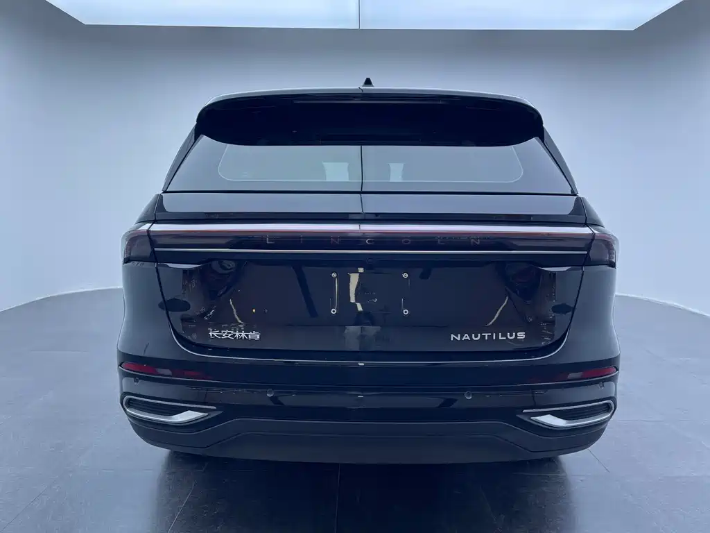 Nautilus 2.0 T 4 WD Comfort Supreme