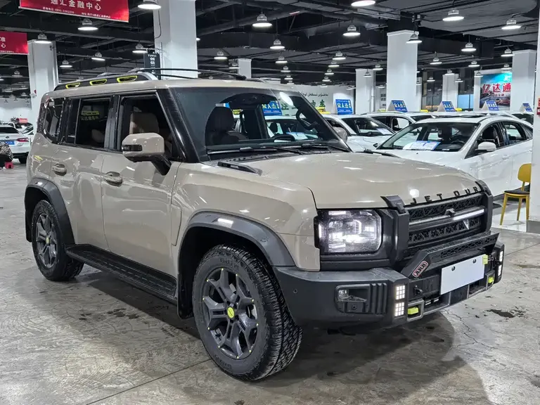 Jetour Traveller 2.0 T 4 WD Cross PRO+