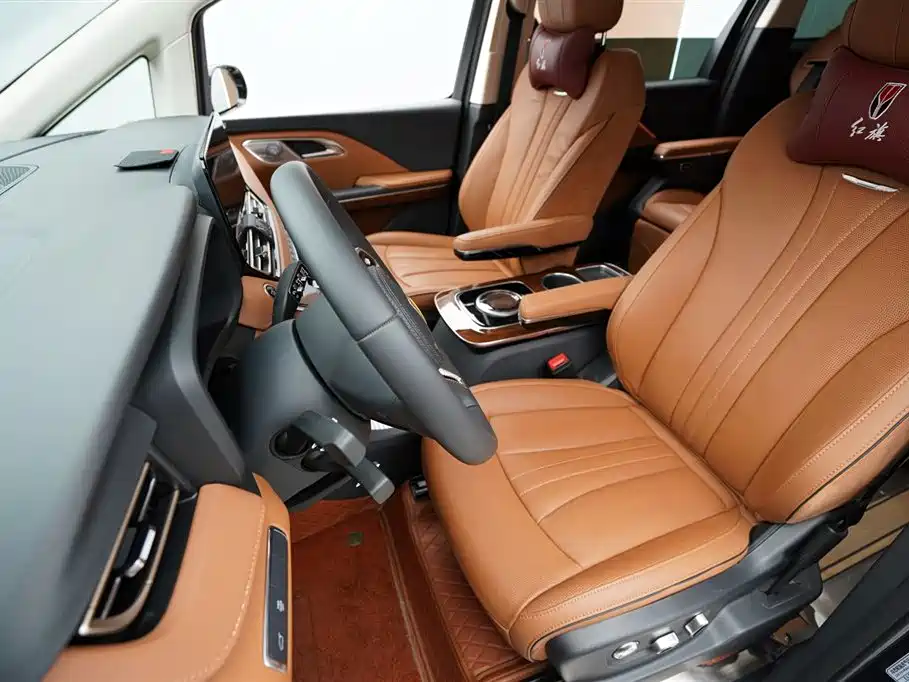 Hongqi HQ9 2.0 T Connected Flagship