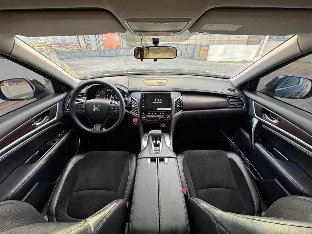 Avancier 240 TURBO 2 WD Elite