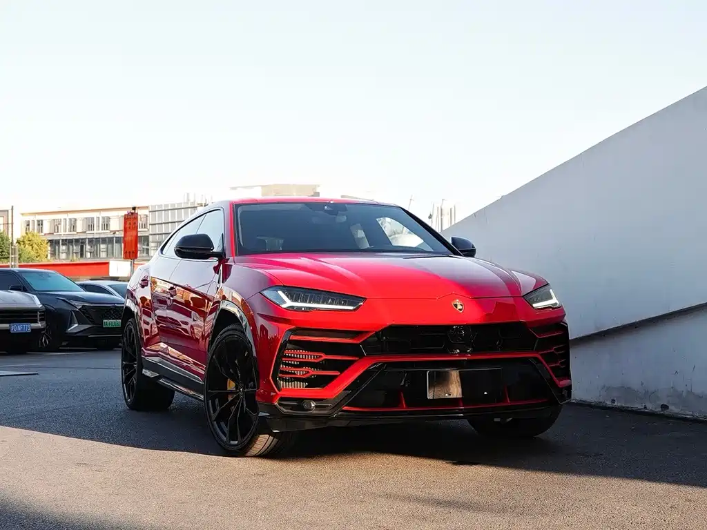 Urus 4.0 T V8