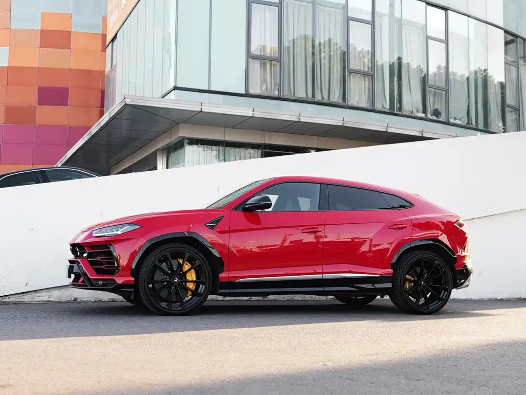 Urus 4.0 T V8