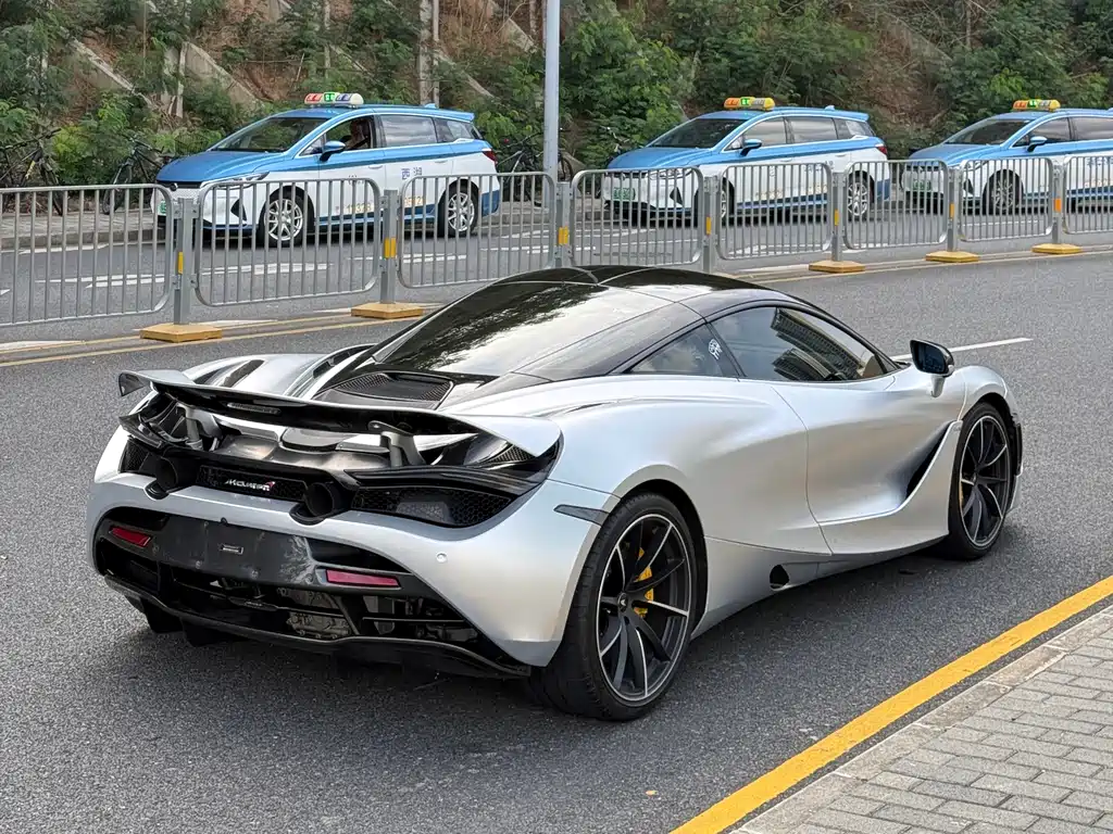 McLaren 720 S 4.0 T Coupe