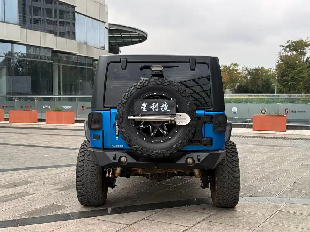 Wrangler 2.8 TD Sahara 4-door Comfort Enjoyment