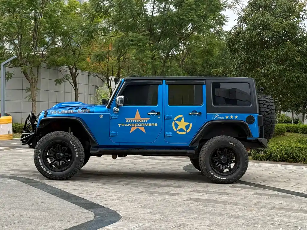 Wrangler 2.8 TD Sahara 4-door Comfort Enjoyment