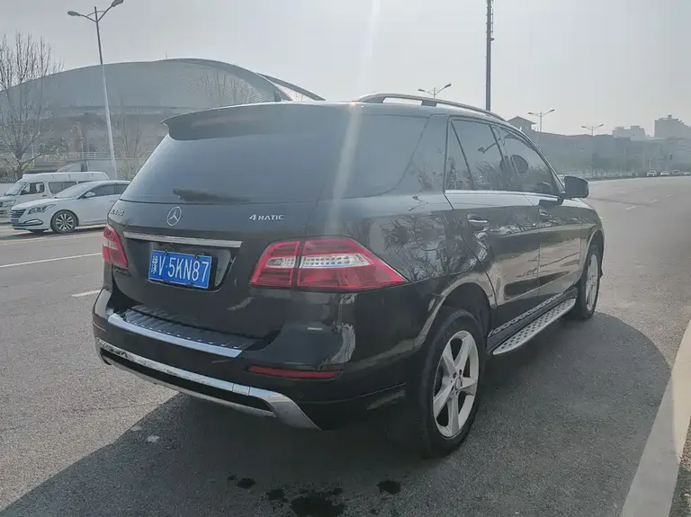 Mercedes-Benz M-Class ML 400 4 MATIC Dynamic