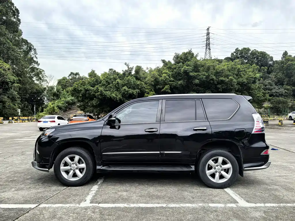 Lexus GX 400