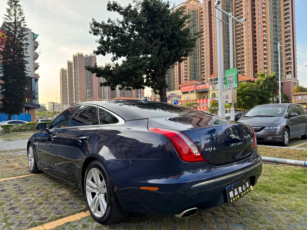 Jaguar XJ XJL 3.0 SC Cambridge Limited