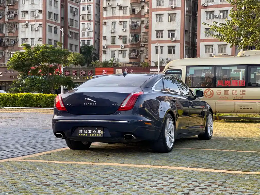 Jaguar XJ XJL 3.0 SC Cambridge Limited