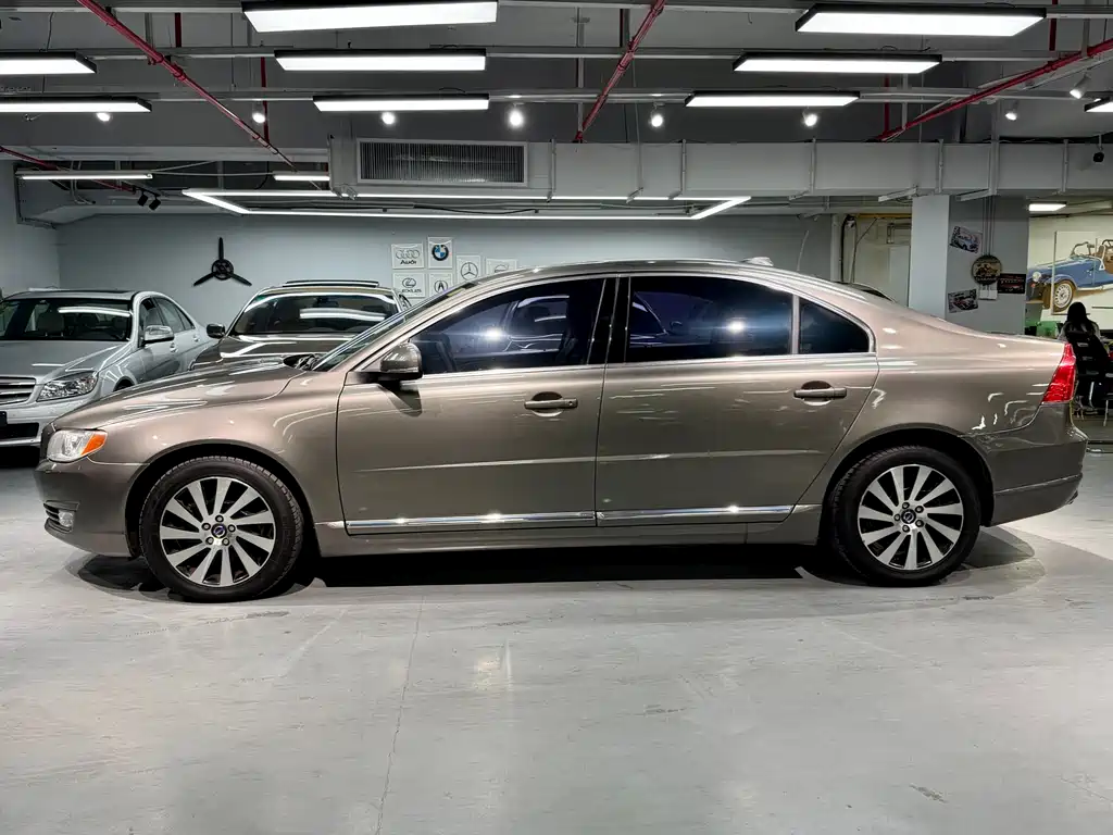 Volvo S80 L 2.0 T T5 Smart Ease