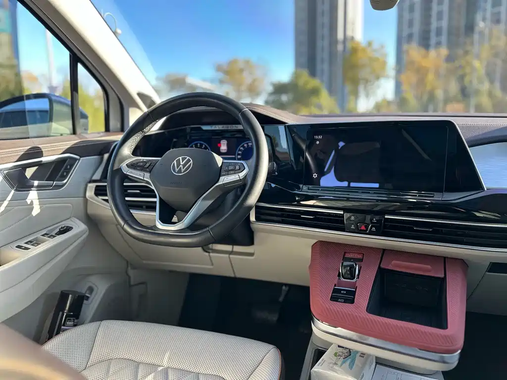 Talagon 530 TSI 4 WD Flagship Victory Realm Pro 6-seat