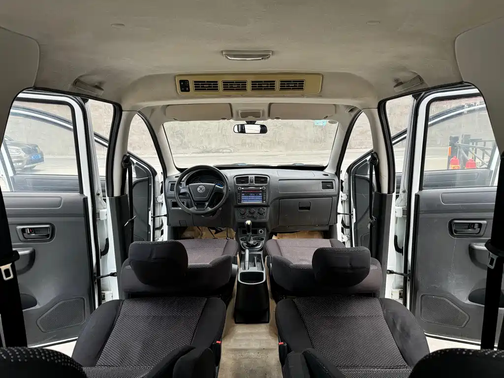 Fengguang 330 1.5 L Manual Comfort DK15-02