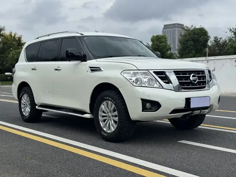 Nissan Patrol 4.0 L Leading Elite