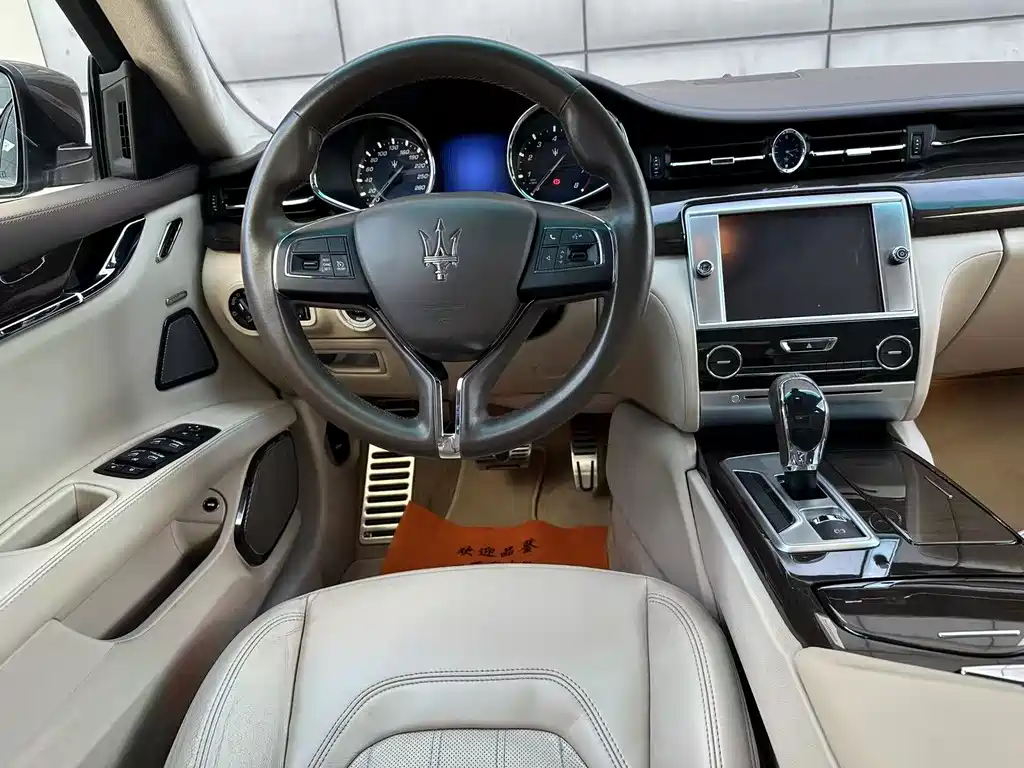 Quattroporte 3.0 T Standard